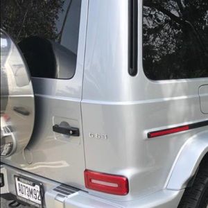 Meet your Posher, Francis